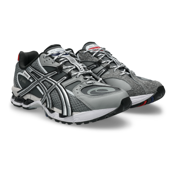 INVINCIBLE x 젤 님버스 10.1